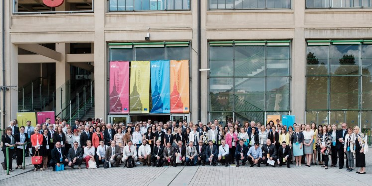 35279739406_801869efed_b[1]